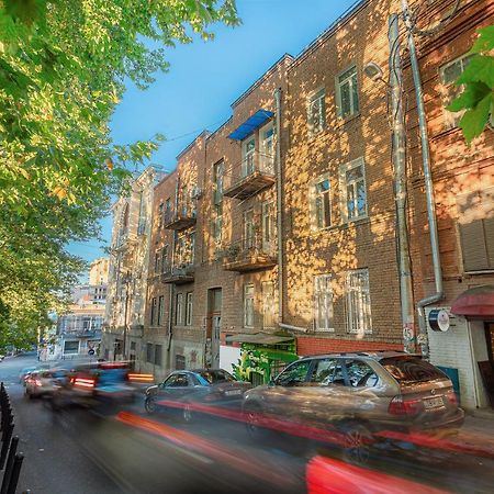 Tbilisi Home,View On Gvinis Karkhana Wine Factory Esterno foto